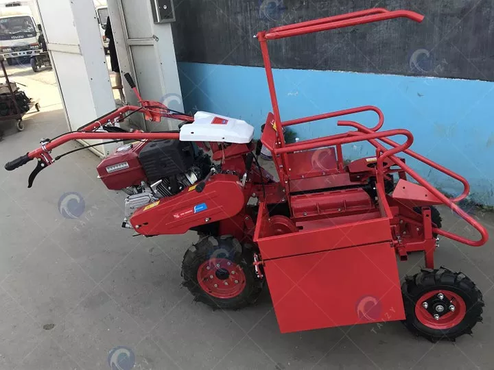 Small Scale Corn Harvester