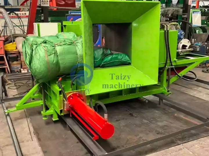mashine ya kufunga silage ya majimaji