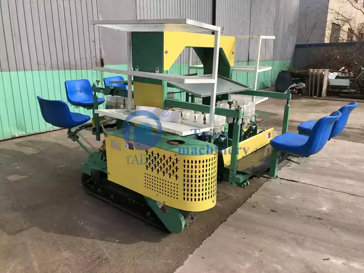 ひき割り落花生脱穀機設備