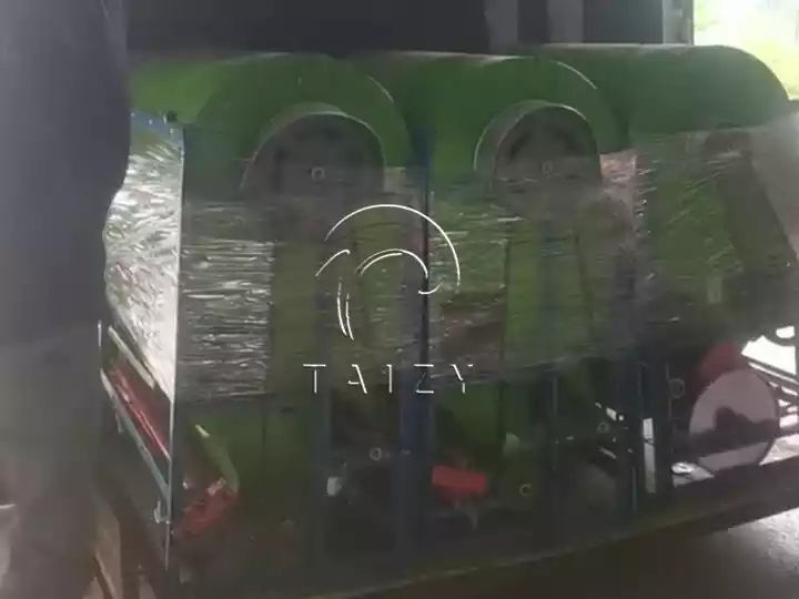 penampi padi dan gandum