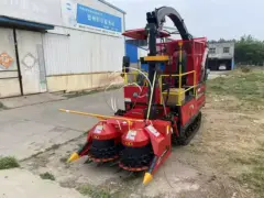 crawler silage harvesting machine
