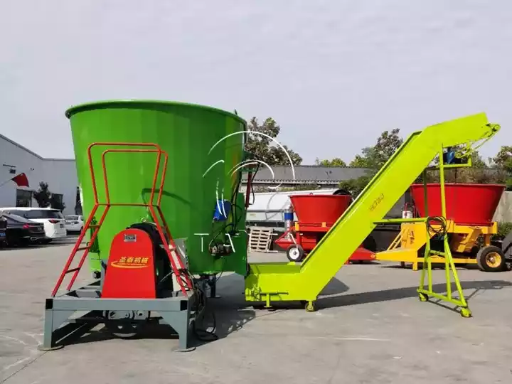 feed blending machine