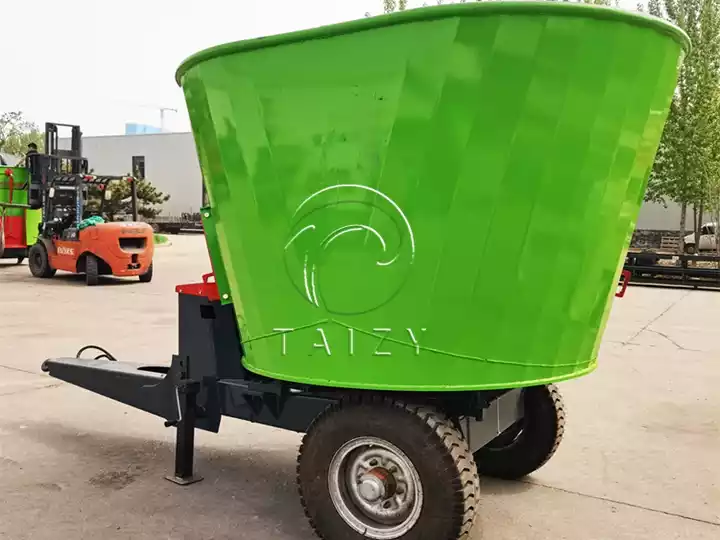 total mixed ration mixer