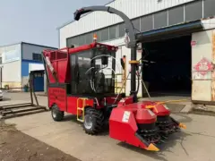 wheeled forage harvester