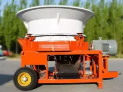 bottom-discharge straw grinder